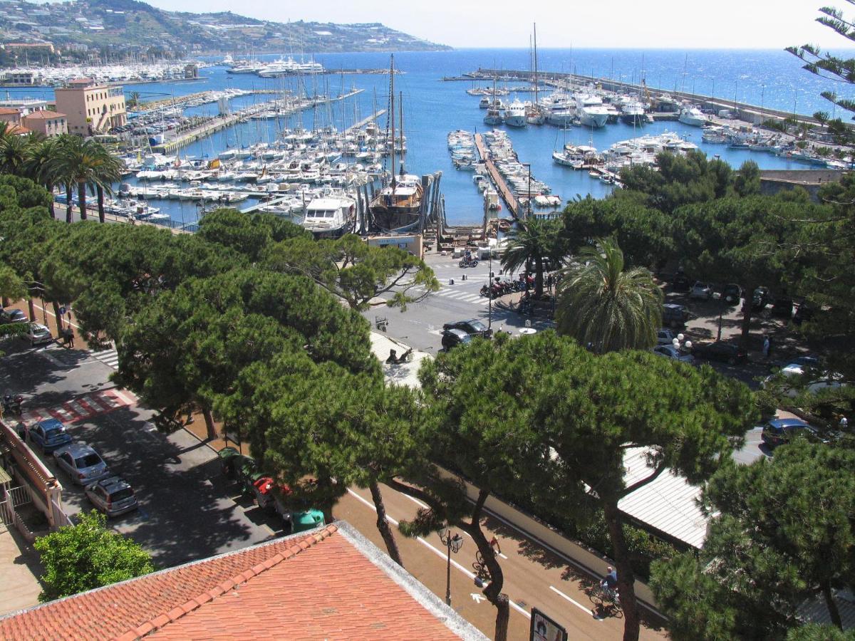 Maison Du Port Vieux Lejlighed Sanremo Eksteriør billede