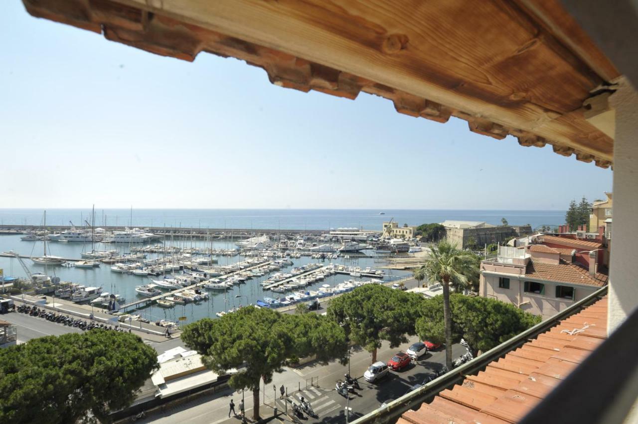 Maison Du Port Vieux Lejlighed Sanremo Eksteriør billede