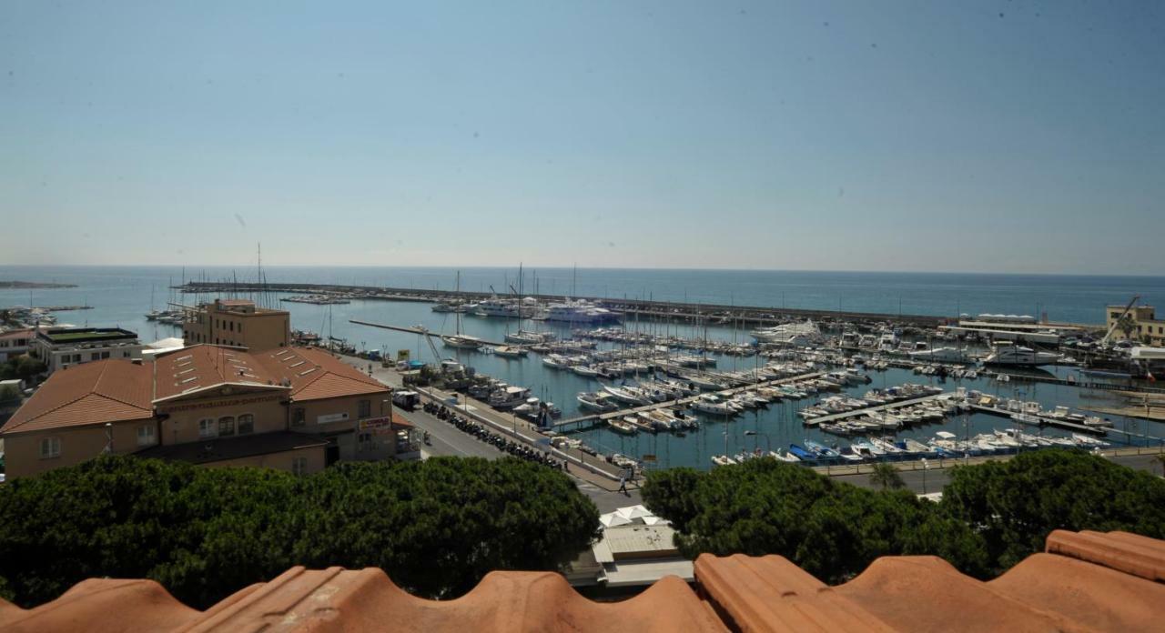 Maison Du Port Vieux Lejlighed Sanremo Eksteriør billede